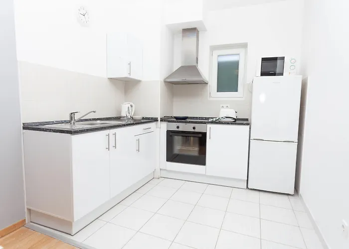 Maple Tree Budget Appartement *