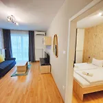 Maple Tree Budget Budapest