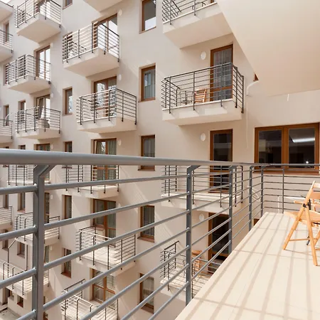 Maple Tree Budget Apartman