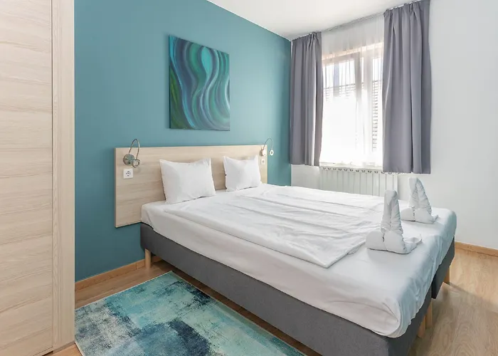 Maple Tree Budget Budapeşte