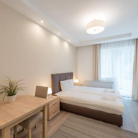 Maple Tree Budget Apartament *