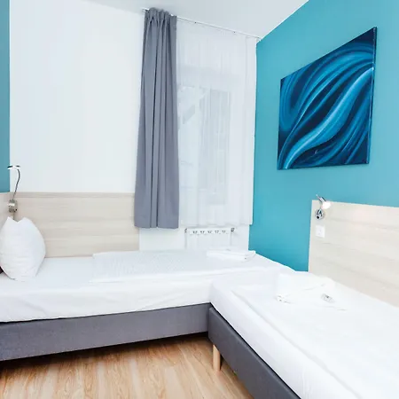 Maple Tree Budget Budapeşte