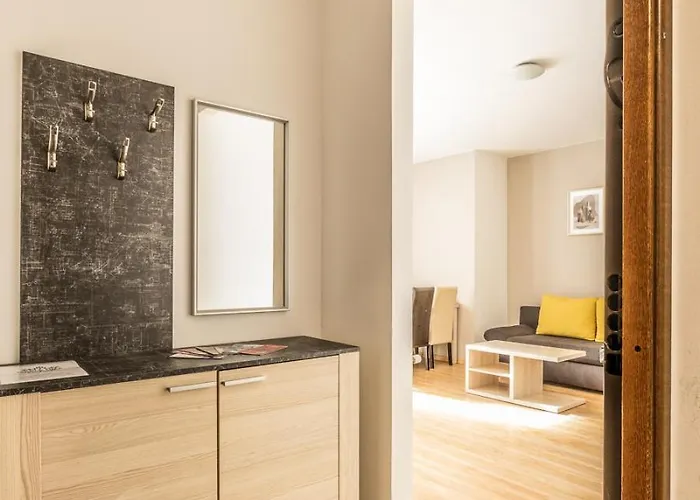 Maple Tree Budget Appartement *